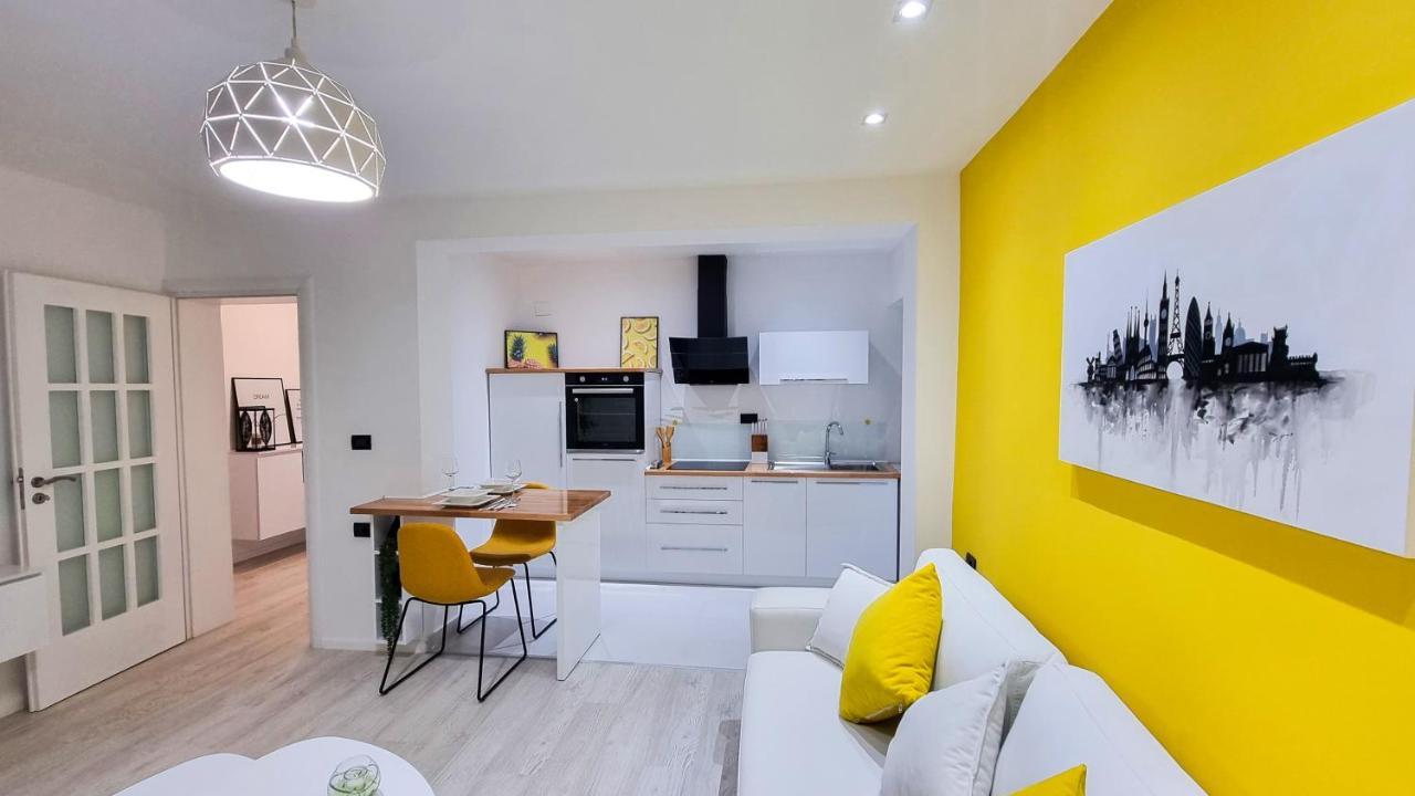 'The Yellow' Condo Berat Exterior foto